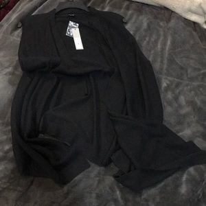 BNWT Apt 9 long sweater vest